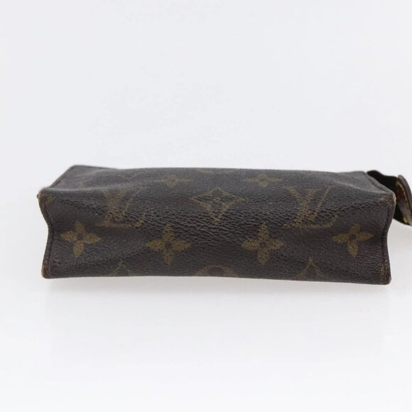 LOUIS VUITTON Monogram Poche Toilette 15 Pouch - Picture 3 of 16